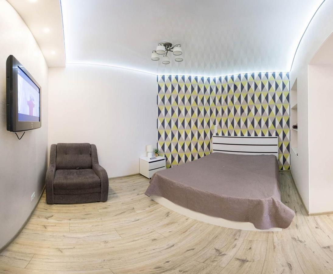 New Apartments In The City Center - Kuznechna Str. 26/2 Charków Zewnętrze zdjęcie
